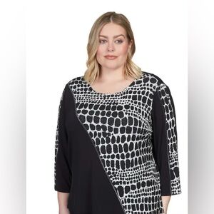 Alfred Dunner Womens Med /Petite Spliced Animal Print 3/4 Sleeve Top, NWT